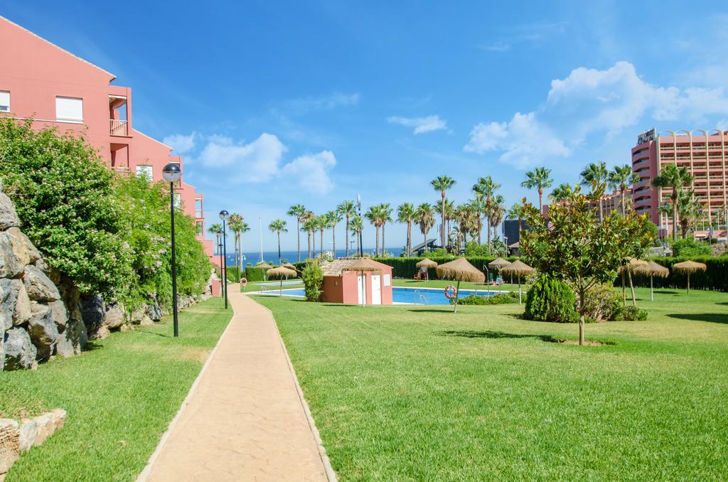 Gorgeous 170 Sq.M. Penthouse With Sea View Terraces Apartman Benalmádena Kültér fotó