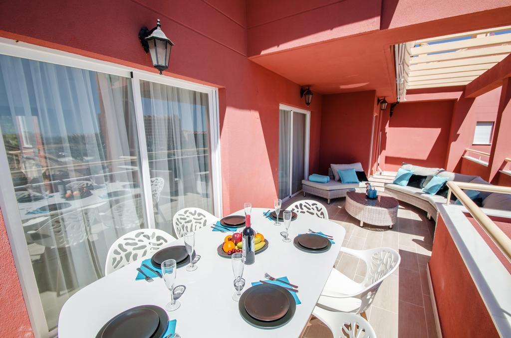 Gorgeous 170 Sq.M. Penthouse With Sea View Terraces Apartman Benalmádena Kültér fotó