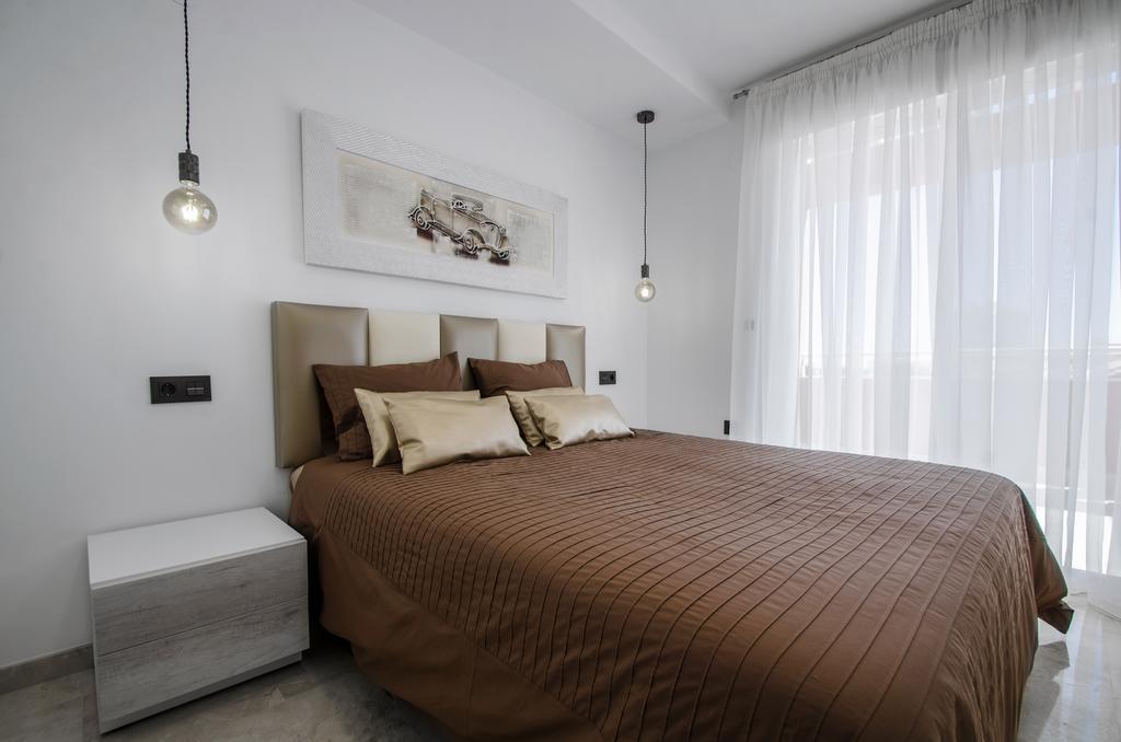 Gorgeous 170 Sq.M. Penthouse With Sea View Terraces Apartman Benalmádena Kültér fotó