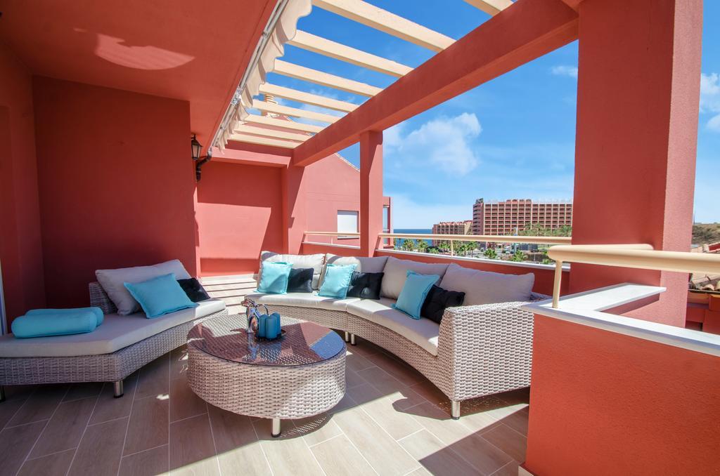 Gorgeous 170 Sq.M. Penthouse With Sea View Terraces Apartman Benalmádena Kültér fotó